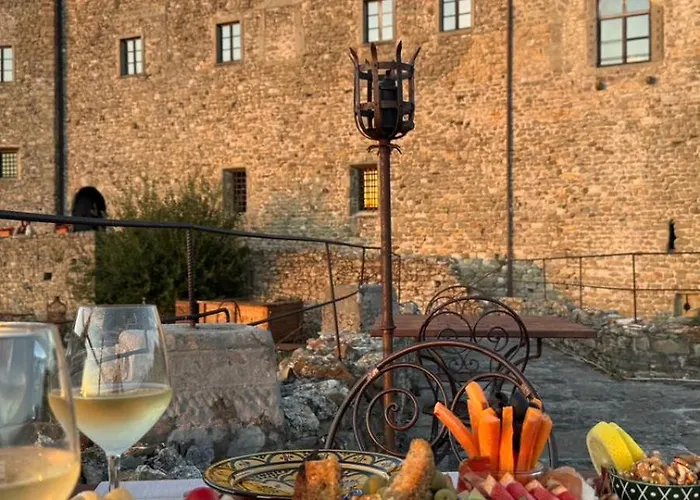 Tenuta Castel Dell'aquila Resort Gragnola